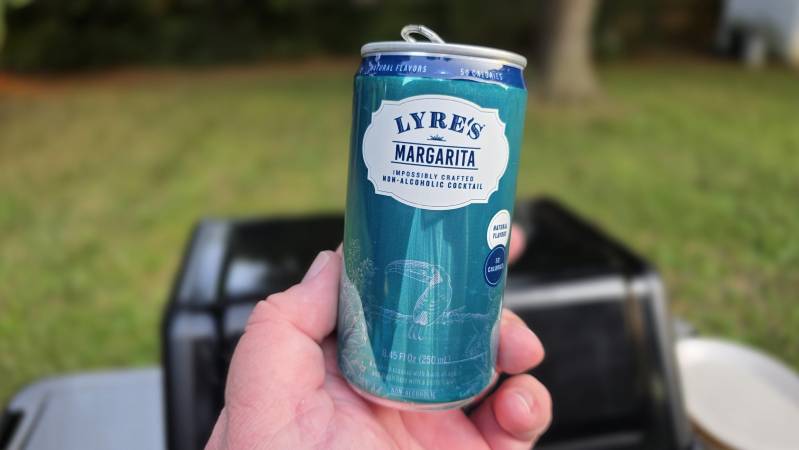 lyres canned margarita non alcoholic