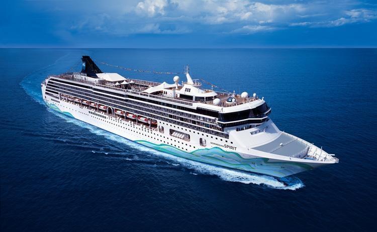 norwegian spirit cruise ship new bow artwork