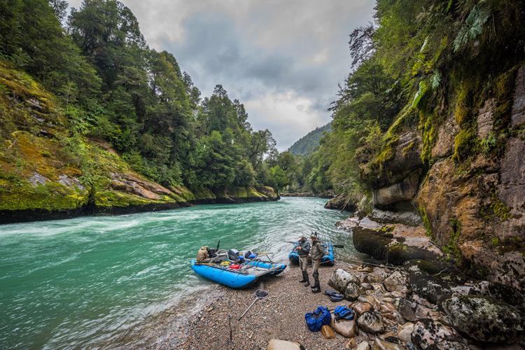 fishing in patagonia chile by catarafts