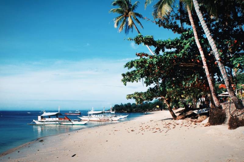 alona beach panglao bohol philippines