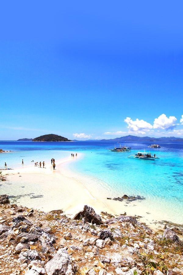 malcapuya island philippines has beautiful beaches