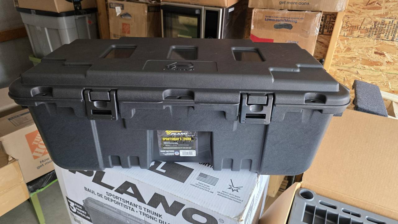 plano sportsman trunk storage review