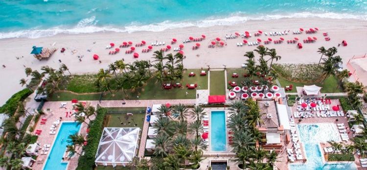 Acqualina Pool