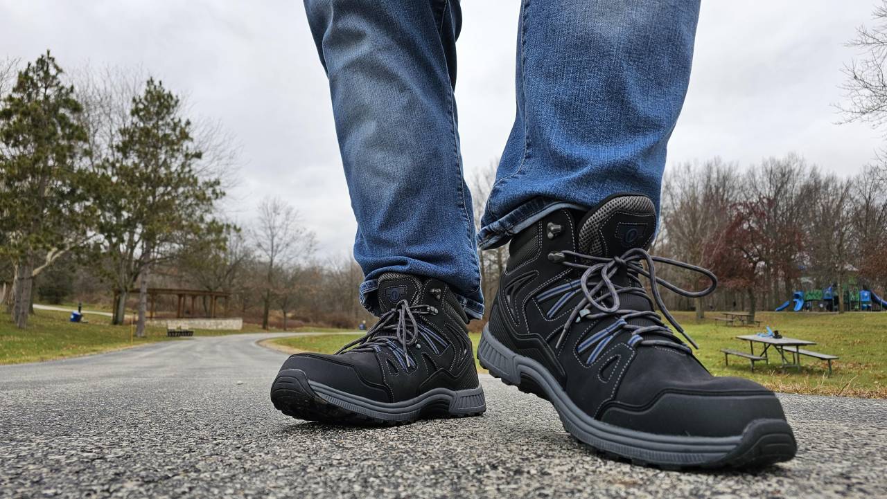 Proper Shoe Fit Builds Confidence and Commands Respect
