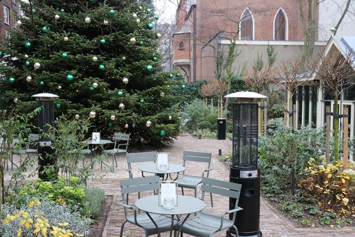 pulitizer amsterdam courtyard tree