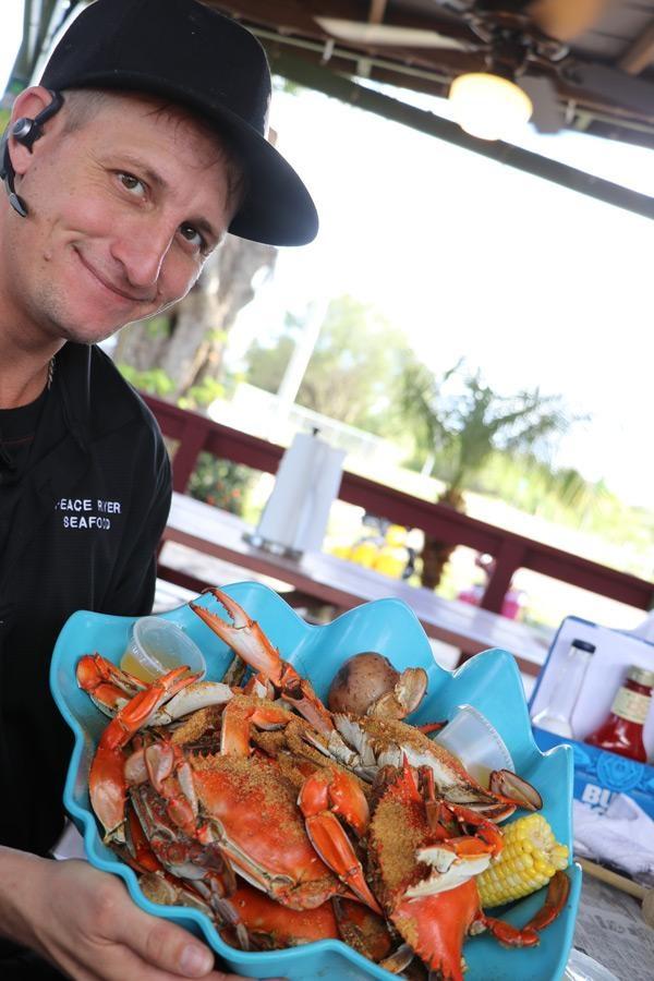 peace river seafood crabs