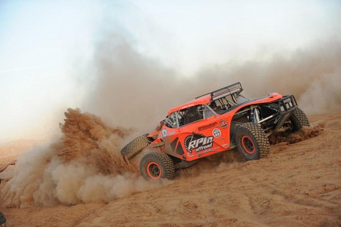 racing dirt truck