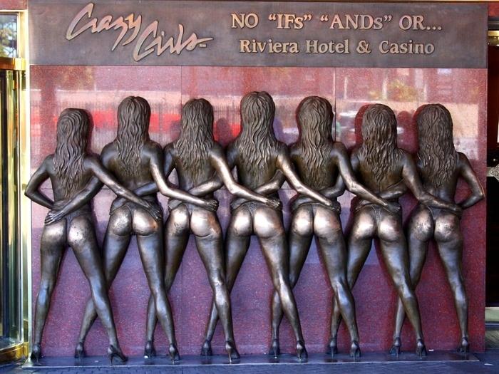 crazy girls statue