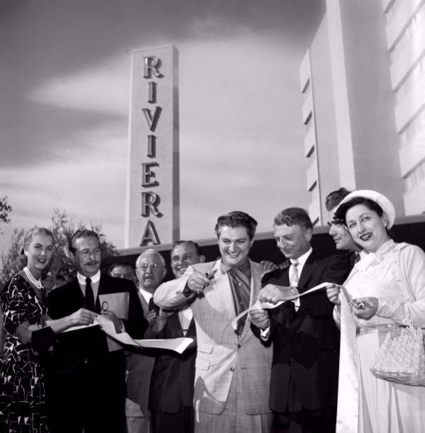 liberace ribbon cutting 2
