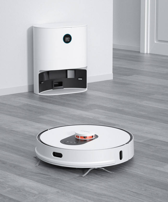roidmi eve plus vacuum in use