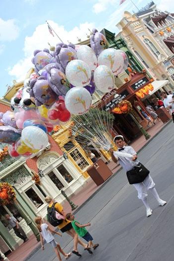 balloon-man-disney