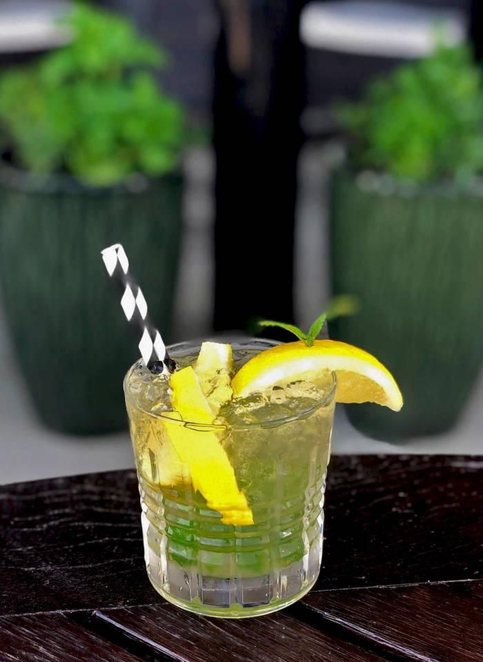 rum cocktail