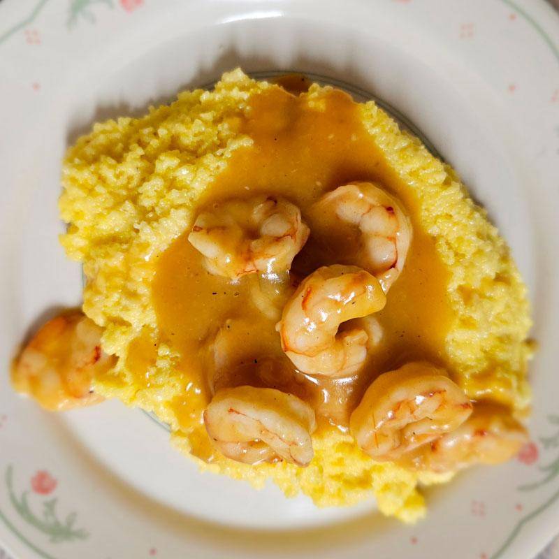 shrimp and grits on plate