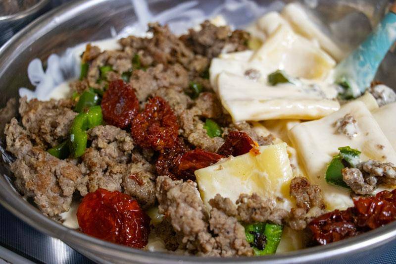 sausage pepper alfredo pasta