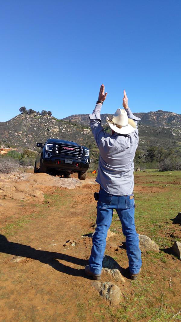 hand signals for off road in gmc sierra at4
