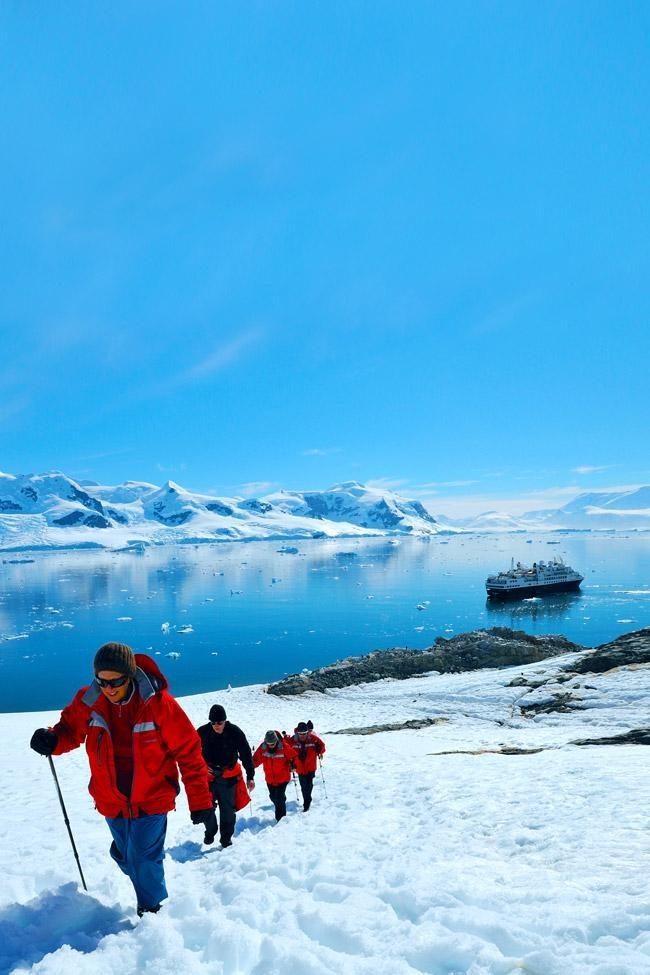 hiking in antarctica with silverseas explorer cruise