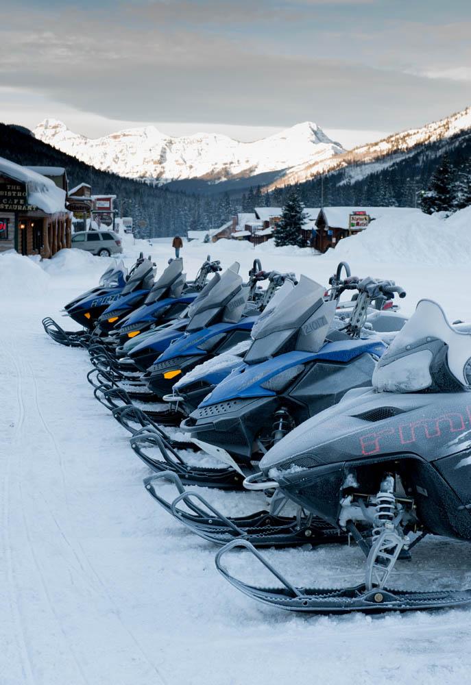 Everything You Need to Know to Plan a Snowmobiling Vacation in Montana
