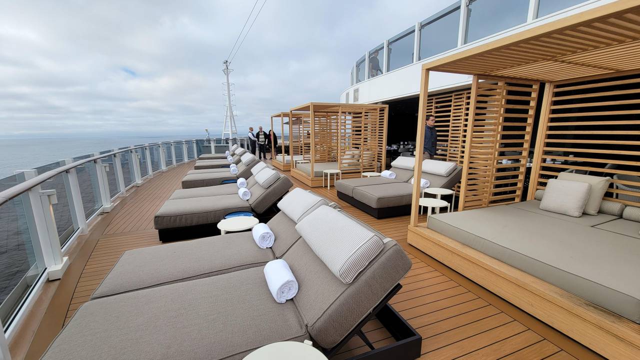 solo male cruise