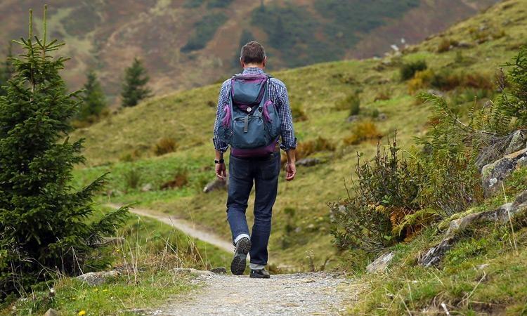 solo travel tips 