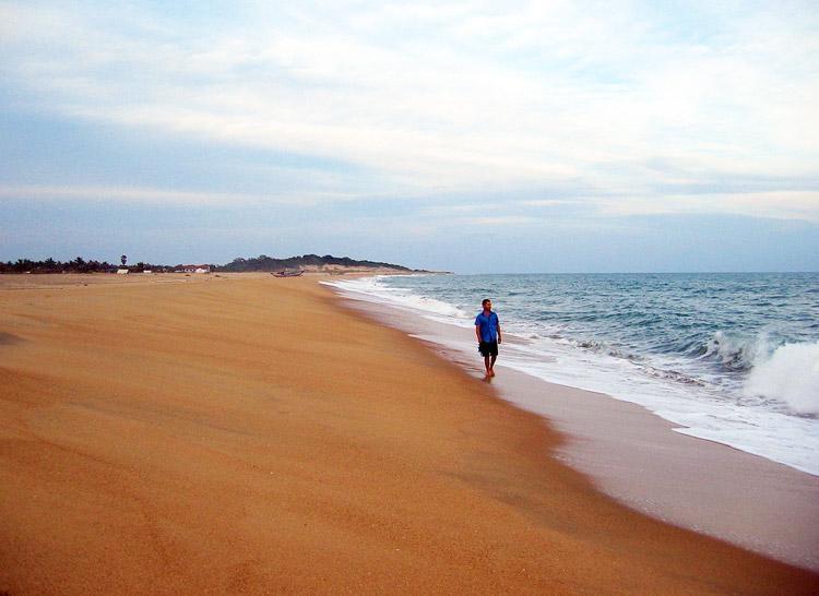 arugam bay beach sri lanka