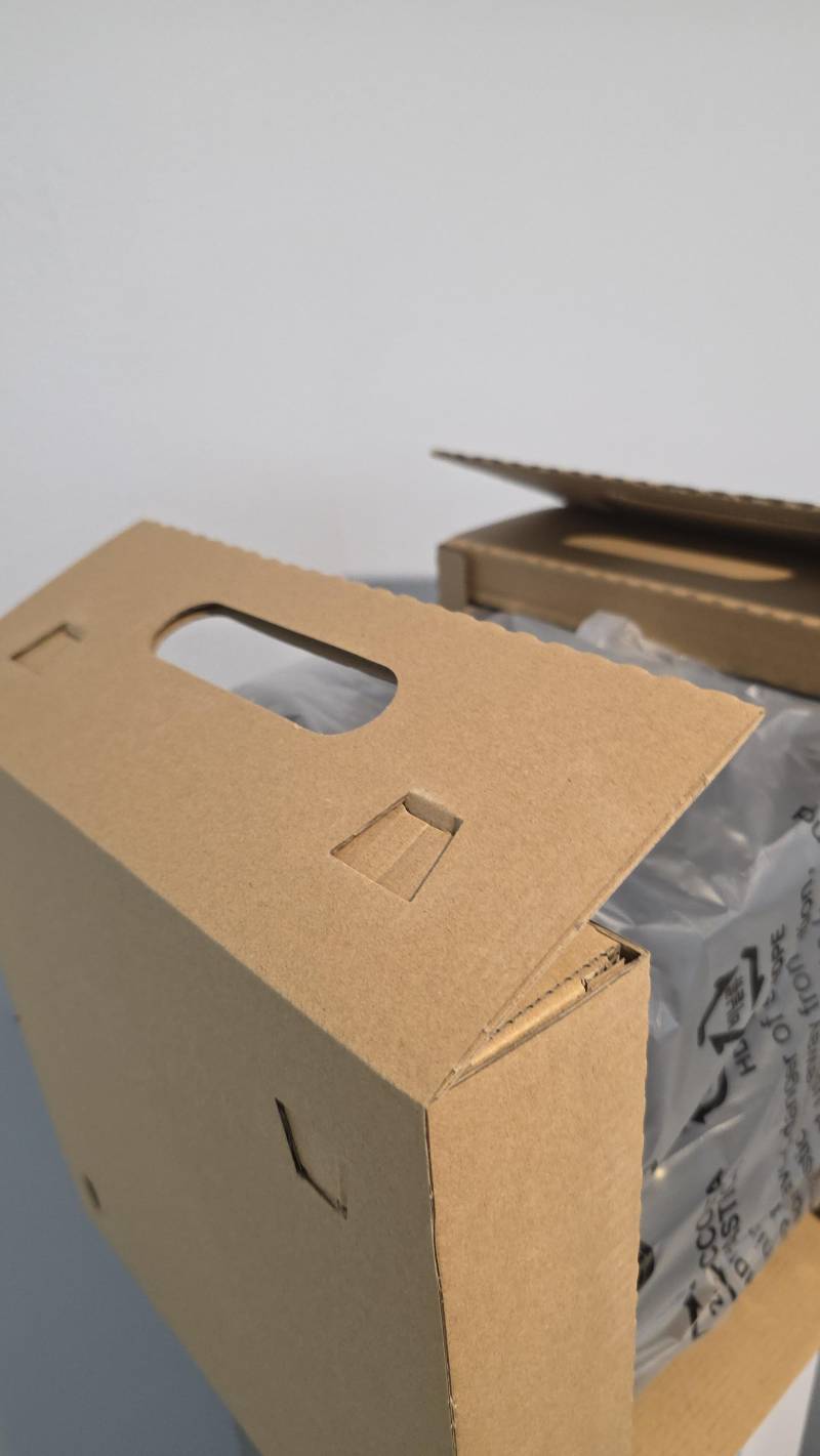 great packaging including handles 