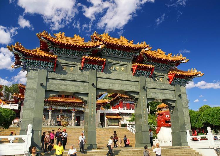 sun moon lake wen wu temple taiwan