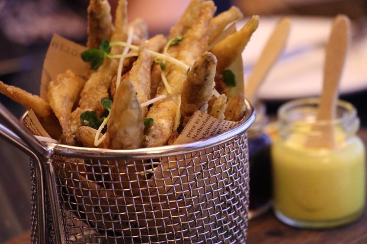 wakashogi fish fries at umi sushi pechanga resort temecula california