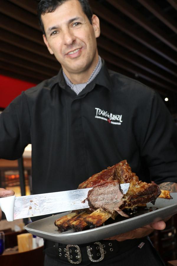 beef ribs at texas de brazil