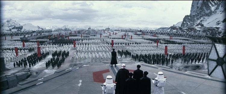 general hux adresses troops