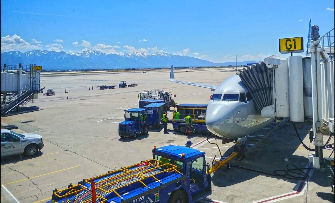 Tips to help you avoid jet lag.