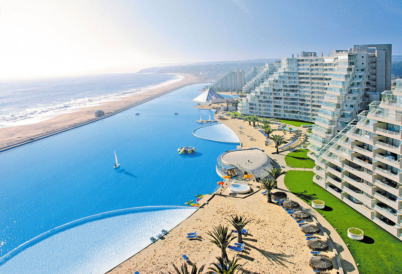 San Alfonso del Mar Oberoi Udaivilas Pool - Top 10 Hotel Pools from @ManTripping