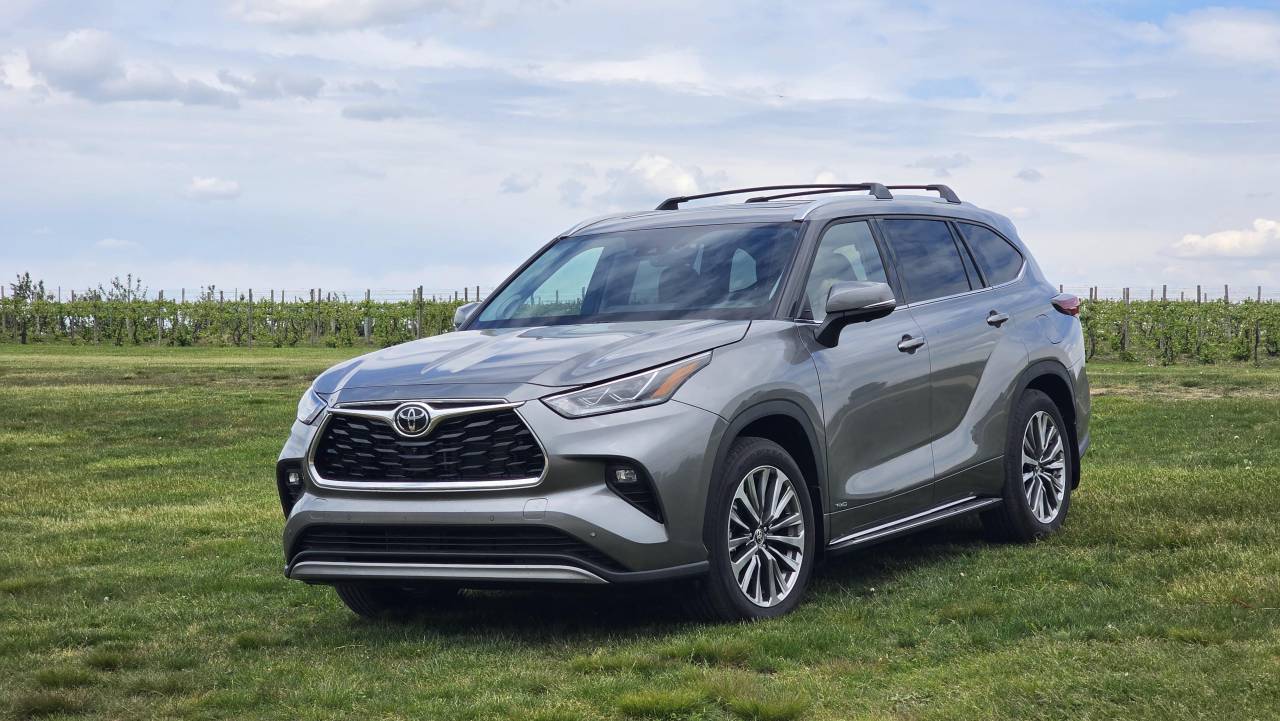 Toyota Highlander 25th Edition Hybrid