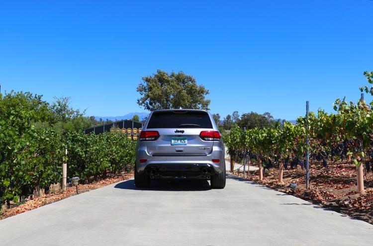rear view of jeep grand cherokee trackhawk