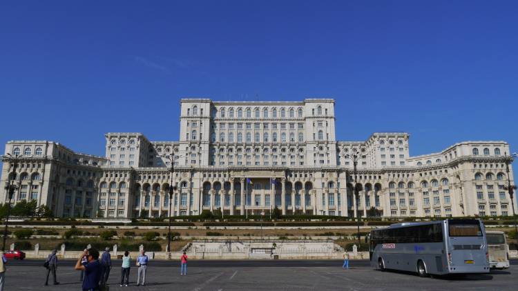 bucharest peoples palace