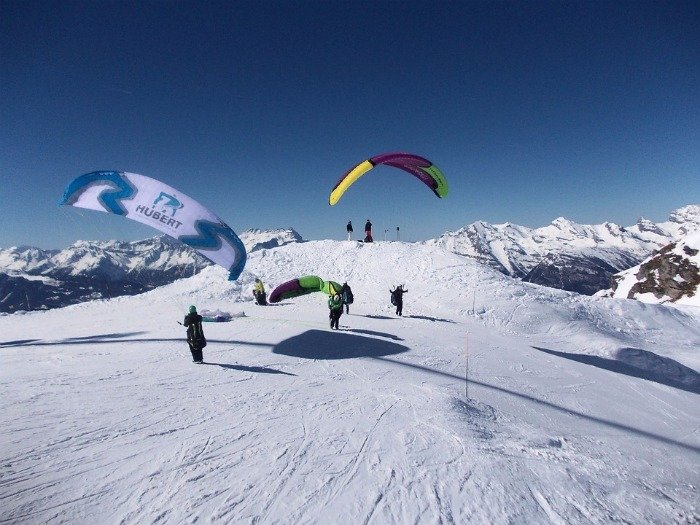 parasailing winter