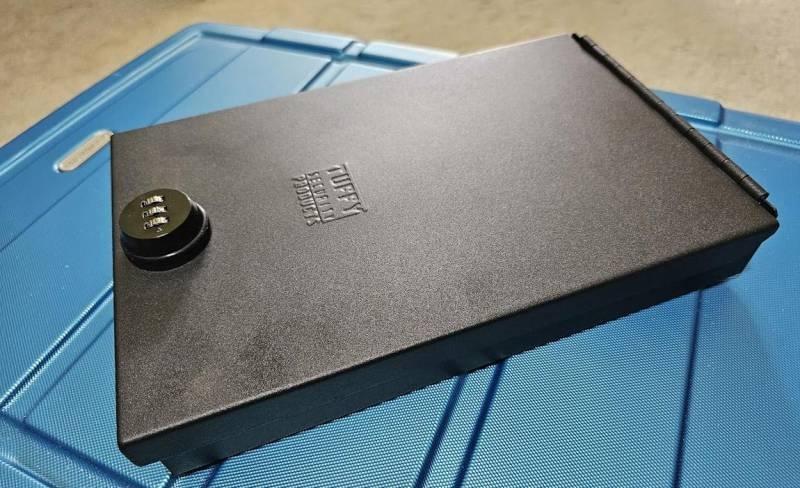 tuffy portable safe full sized pistol