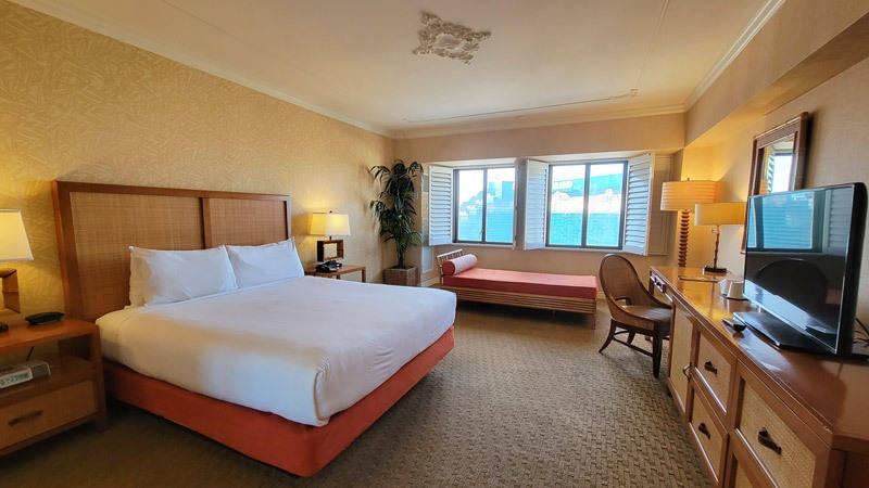 paradise tower guest room tropicana las vegas