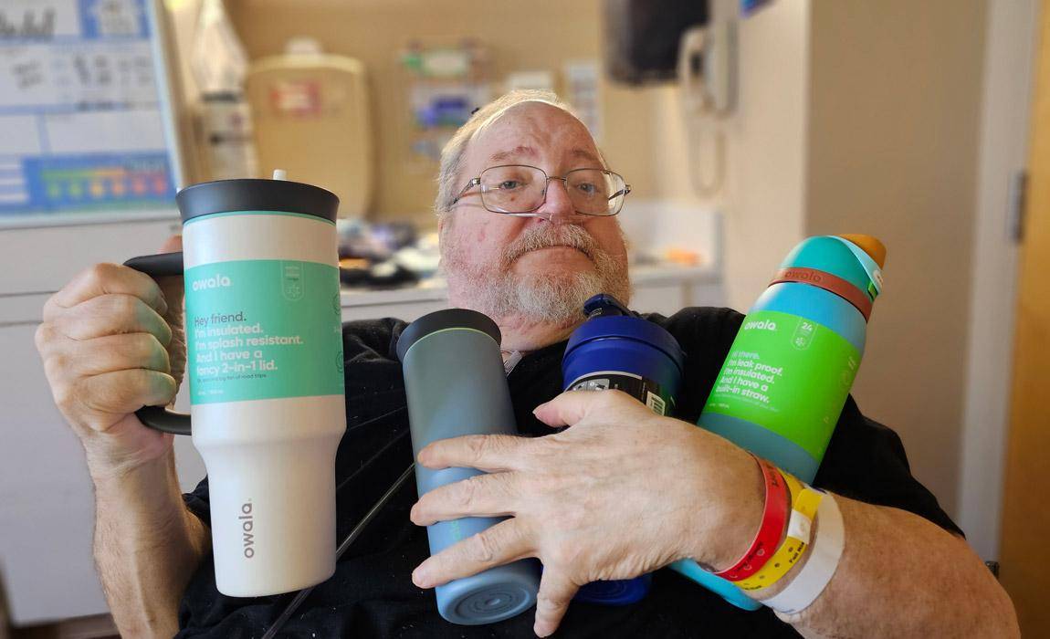 jim tries water bottles