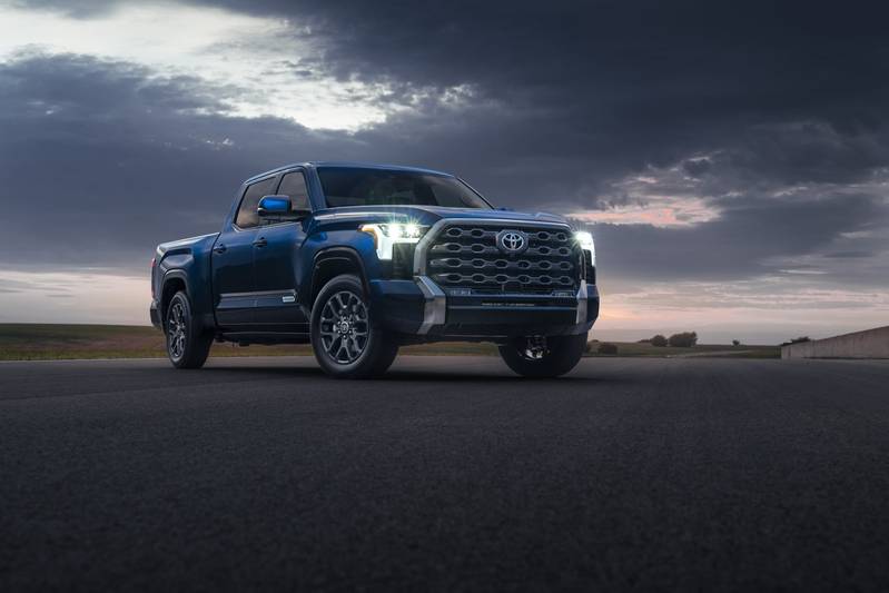 2022 toyota tundra platinum 
