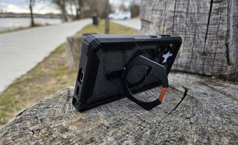 uag case with holder