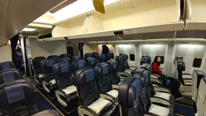 ukrainian airlines 767 premium economy cabin