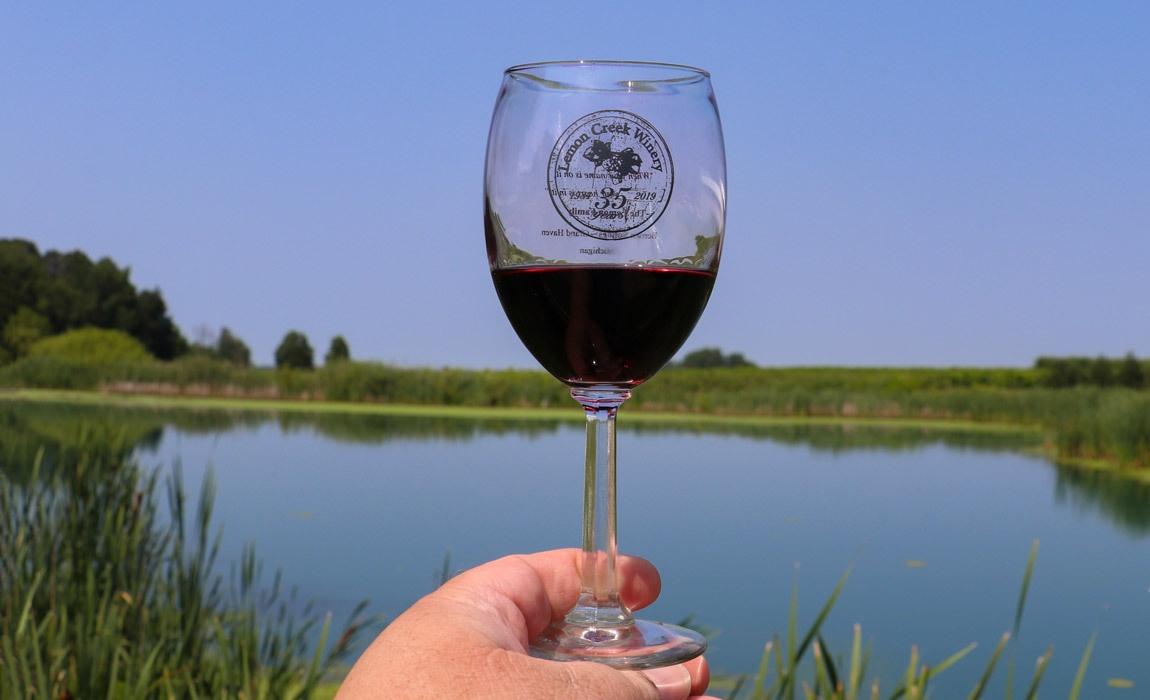 10 Unexpected Wine Regions across the United States including Lake Michigan Shore in South West Michigan