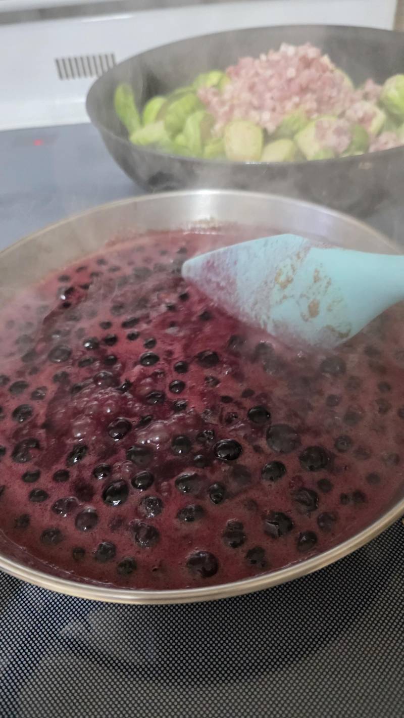  Blueberry Compote