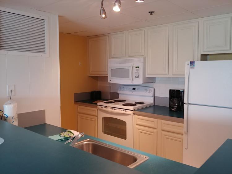 kitchen wannab inn nautilus corner room
