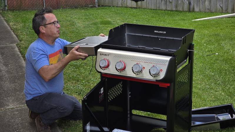 Assembly of the Weber Spirit EP-435 Gas Grill