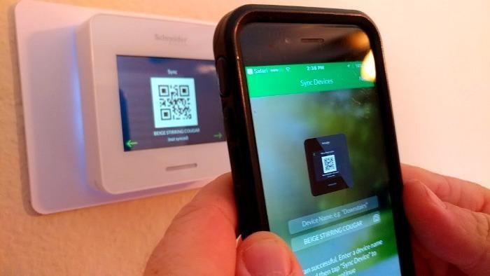 sync mobile device to thermostat