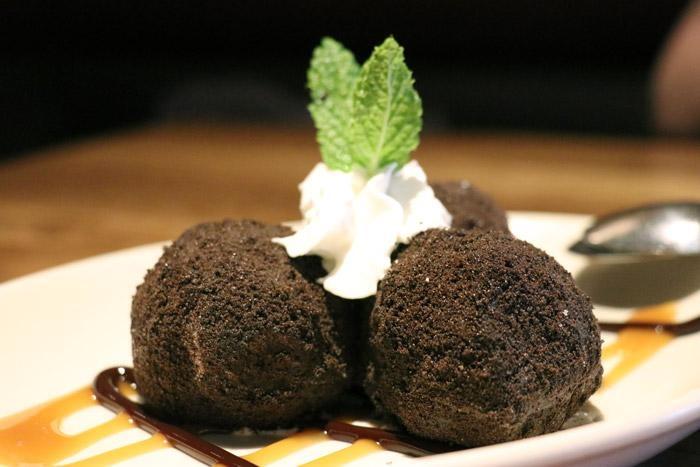 oreo cookie crunch ice cream balls