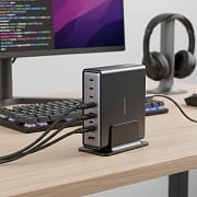 UGREEN Nexode 200W charger