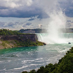Buffalo New York is a great place to visit if you want to see Niagra Falls