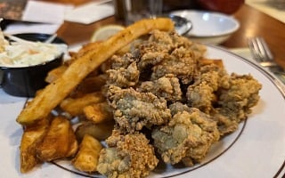 fried oysters at Union Oyster House
